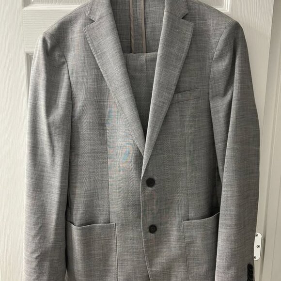 Michael Kors Men's Gray Suit